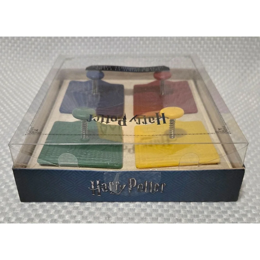 Wizarding World Of Harry Potter hogwarts house